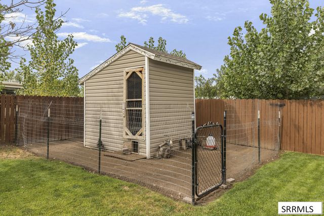 4224 Forest Glen Drive, Ammon, ID 83406