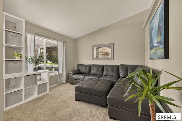 4224 Forest Glen Drive, Ammon, ID 83406