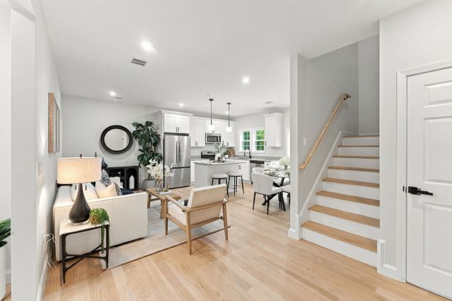 41 Homeward Avenue D, Uxbridge, MA 01569