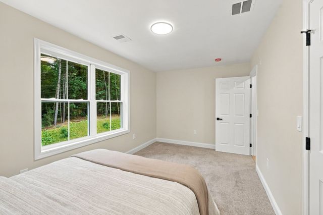 41 Homeward Avenue D, Uxbridge, MA 01569