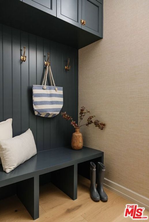 Image 17 of property listing at 8363 Stewart Avenue, Los Angeles, CA 90045