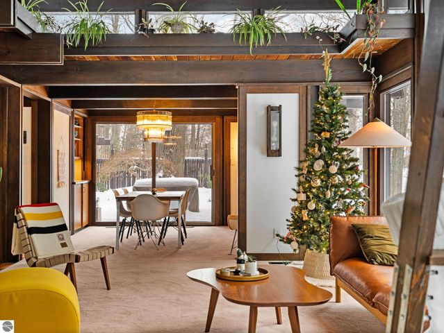 2991 Ishpeming Trail, Traverse City, MI 49686