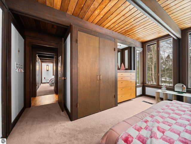 2991 Ishpeming Trail, Traverse City, MI 49686