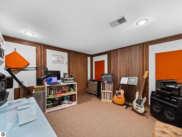 2991 Ishpeming Trail, Traverse City, MI 49686