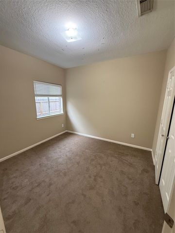 3011 Grovewick Lane, Dickinson, TX 77539