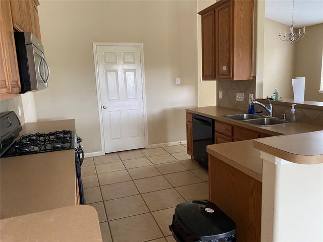 3011 Grovewick Lane, Dickinson, TX 77539