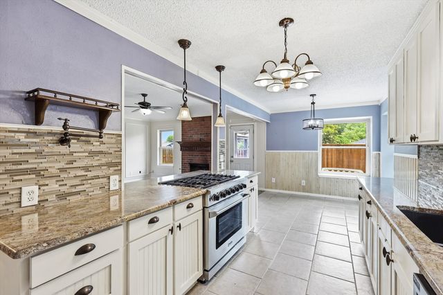 2714 Skyview Drive, Corinth, TX 76210