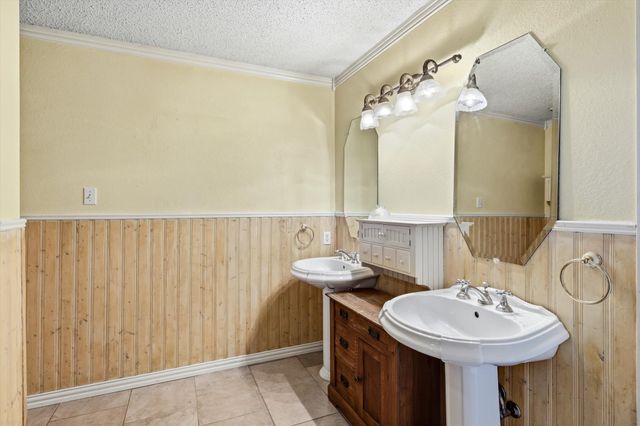 2714 Skyview Drive, Corinth, TX 76210