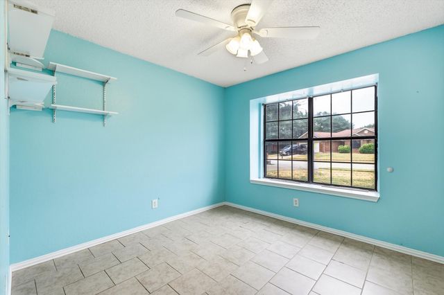 2714 Skyview Drive, Corinth, TX 76210