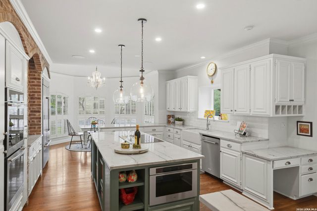 202 Bluffcove, San Antonio, TX 78216