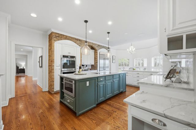 202 Bluffcove, San Antonio, TX 78216