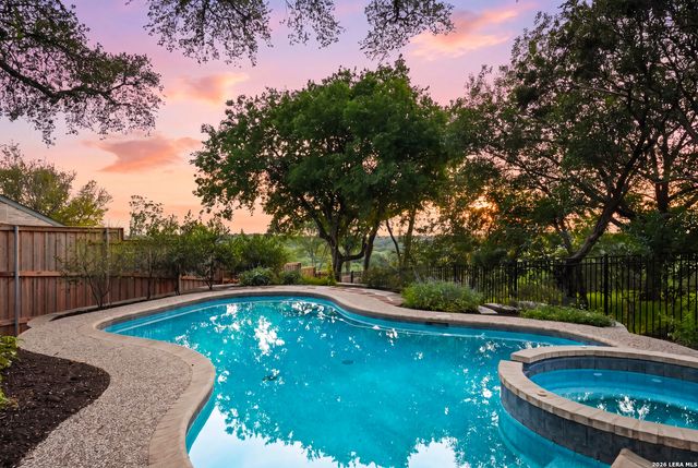 202 Bluffcove, San Antonio, TX 78216