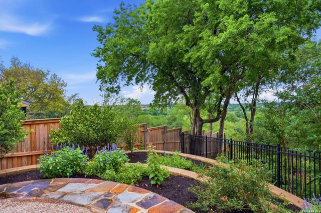 202 Bluffcove, San Antonio, TX 78216