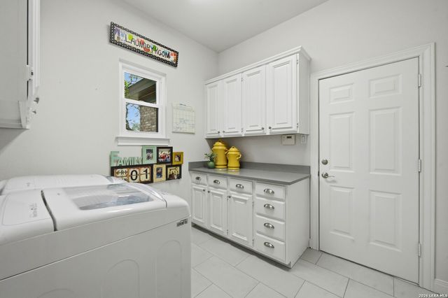 202 Bluffcove, San Antonio, TX 78216