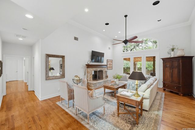 202 Bluffcove, San Antonio, TX 78216