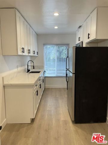 1254 N Orange Grove Avenue 4, Los Angeles, CA 90046