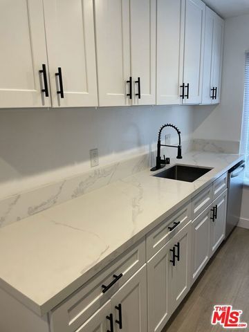 1254 N Orange Grove Avenue 4, Los Angeles, CA 90046