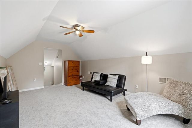 5480 Amber Cove Way, Flowery Branch, GA 30542