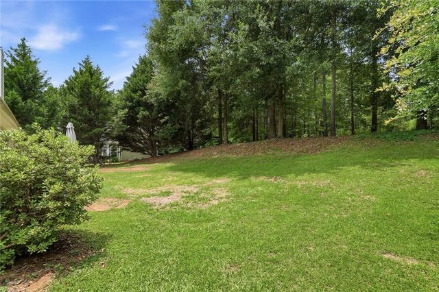5480 Amber Cove Way, Flowery Branch, GA 30542