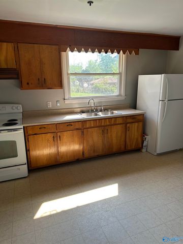 2113 NW Norris Road, Huntsville, AL 35810