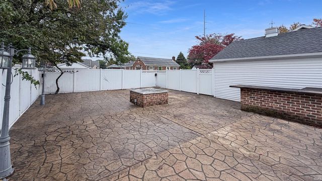 1825 Bellemeade Avenue, Evansville, IN 47714