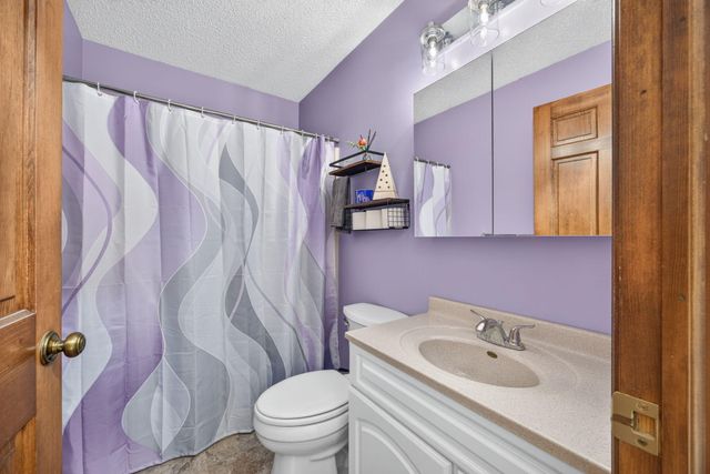 11520 N Lookout Ridge, Canadian Lakes, MI 49346