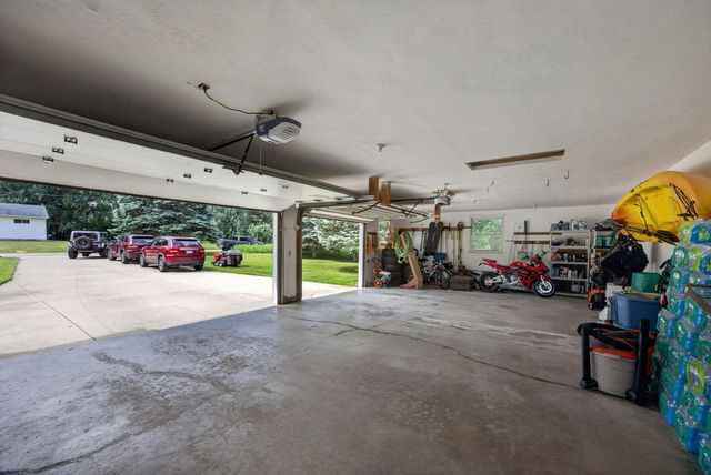 11520 N Lookout Ridge, Canadian Lakes, MI 49346