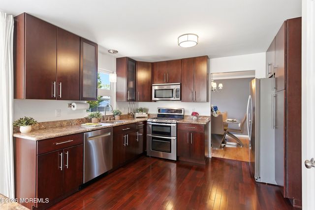 1918 Birchbark Place, Toms River, NJ 08753