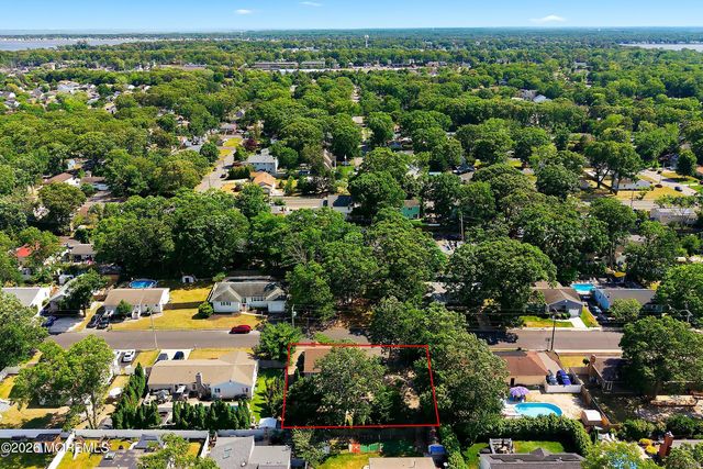 1918 Birchbark Place, Toms River, NJ 08753