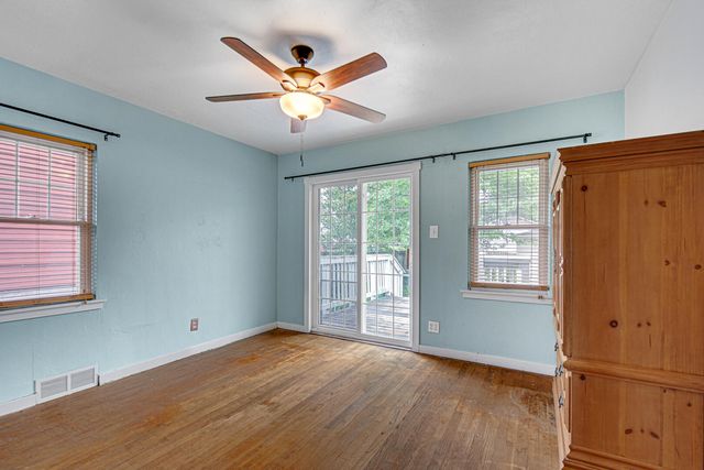 6929 S Mccook Avenue, Hammond, IN 46323