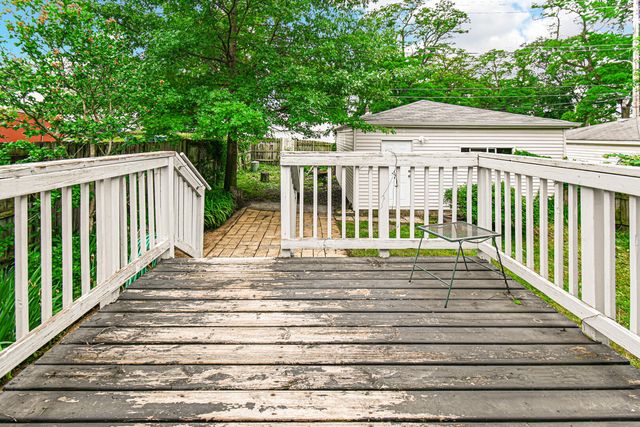 6929 S Mccook Avenue, Hammond, IN 46323