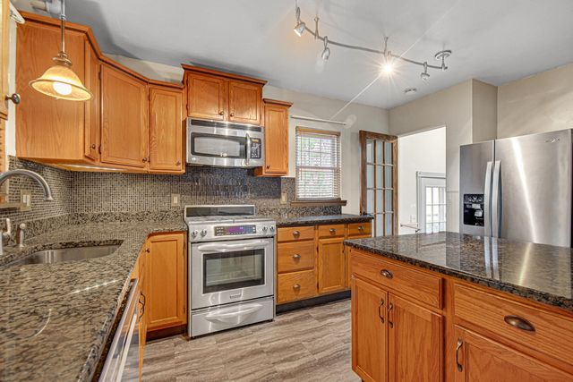 6929 S Mccook Avenue, Hammond, IN 46323