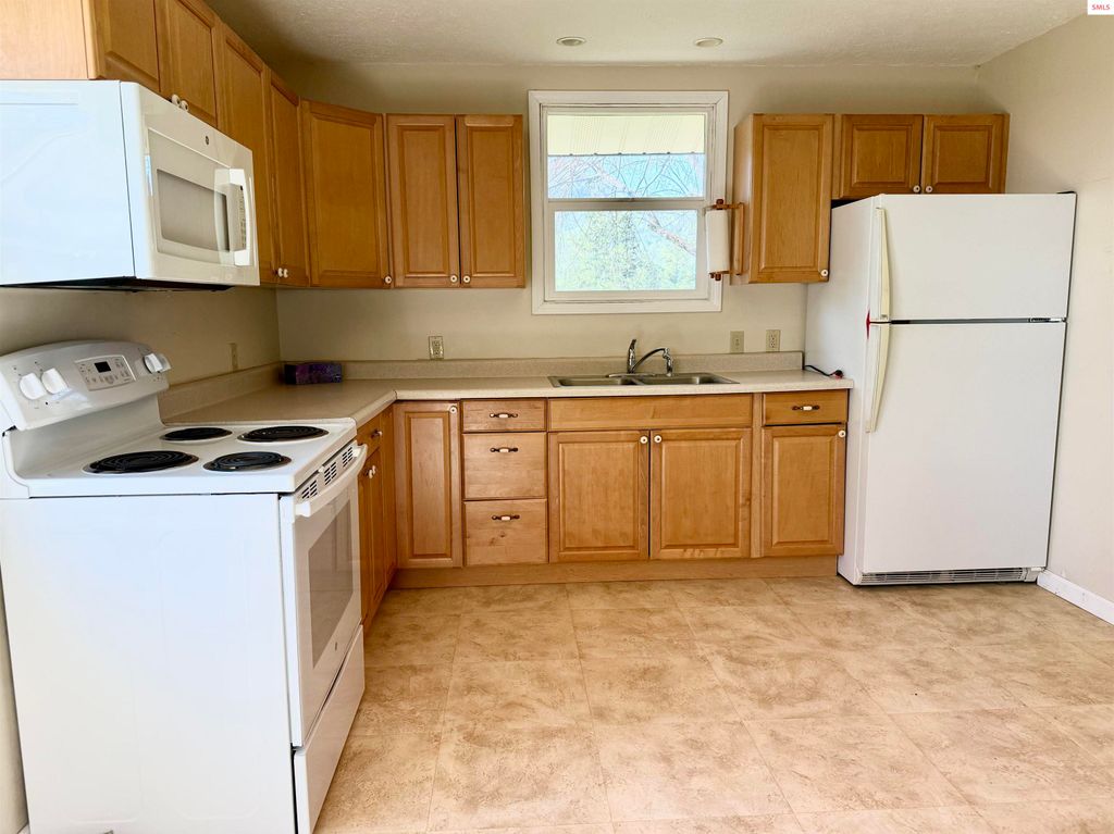 3216 Dufort Road, Sagle, ID 83860 photo 32