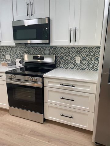 5277 ISLA KEY BOULEVARD S 321, St Petersburg, FL 33715