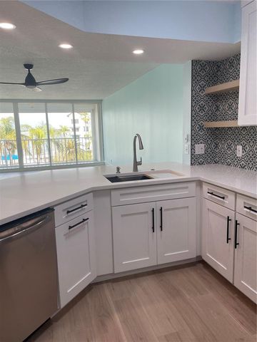 5277 ISLA KEY BOULEVARD S 321, St Petersburg, FL 33715