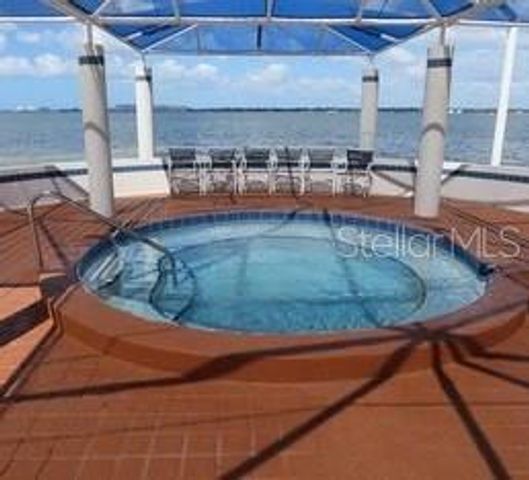 5277 ISLA KEY BOULEVARD S 321, St Petersburg, FL 33715