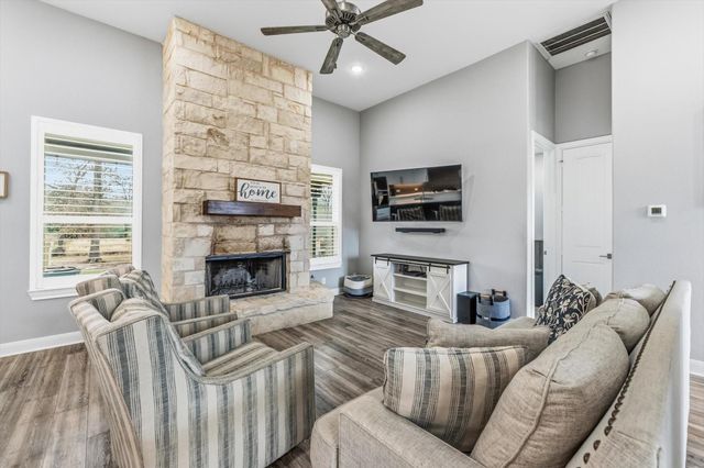 3610 Fm 2423, Grapeland, TX 75844