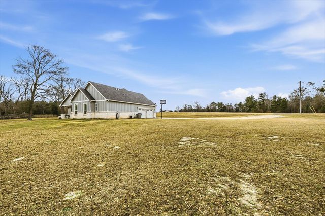 3610 Fm 2423, Grapeland, TX 75844