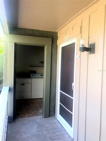 5942 PEREGRINE AVENUE 22C, Orlando, FL 32819