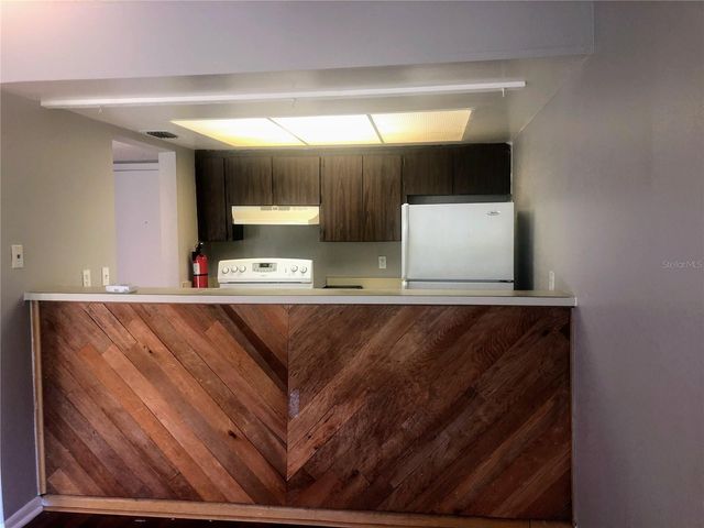 5942 PEREGRINE AVENUE 22C, Orlando, FL 32819