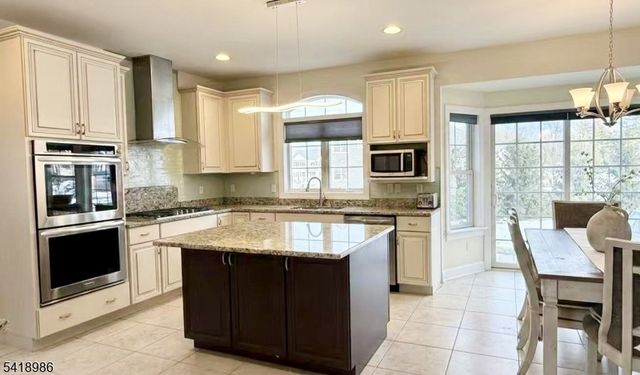 15 Dublin Rd, Montgomery Twp., NJ 08558