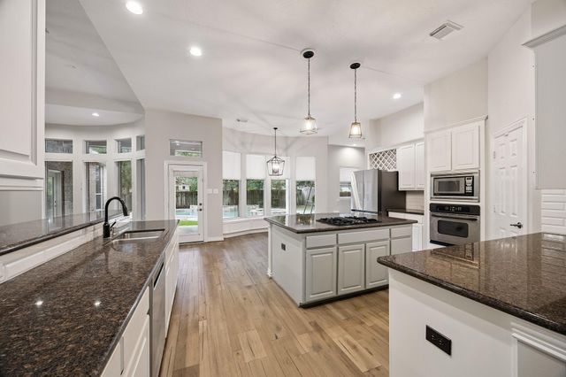 34 N Lansdowne Circle, The Woodlands, TX 77382