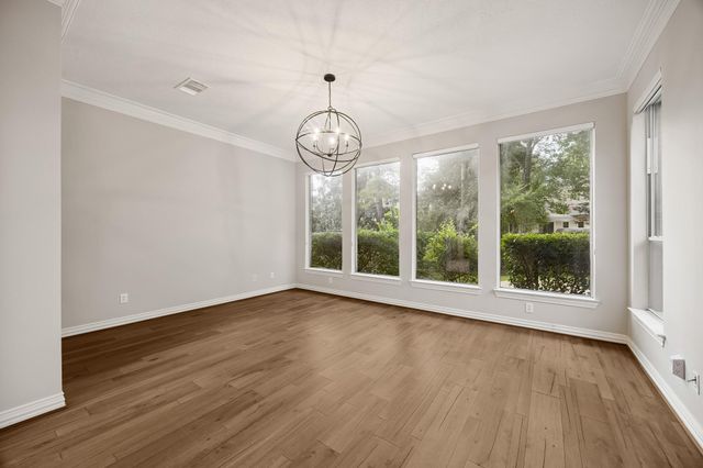 34 N Lansdowne Circle, The Woodlands, TX 77382
