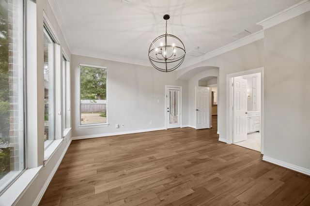 34 N Lansdowne Circle, The Woodlands, TX 77382