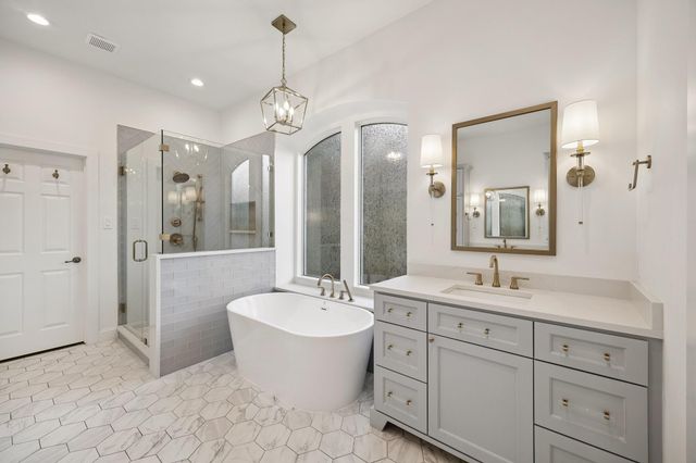 34 N Lansdowne Circle, The Woodlands, TX 77382