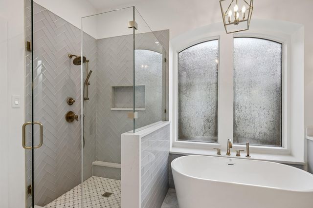 34 N Lansdowne Circle, The Woodlands, TX 77382
