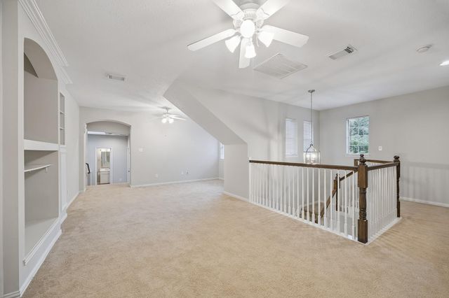 34 N Lansdowne Circle, The Woodlands, TX 77382