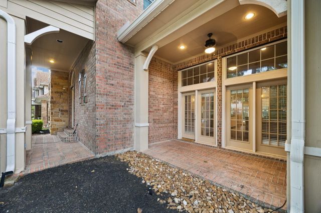 34 N Lansdowne Circle, The Woodlands, TX 77382