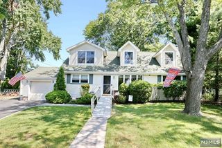 191 Oak Lane, New Milford, NJ 07646