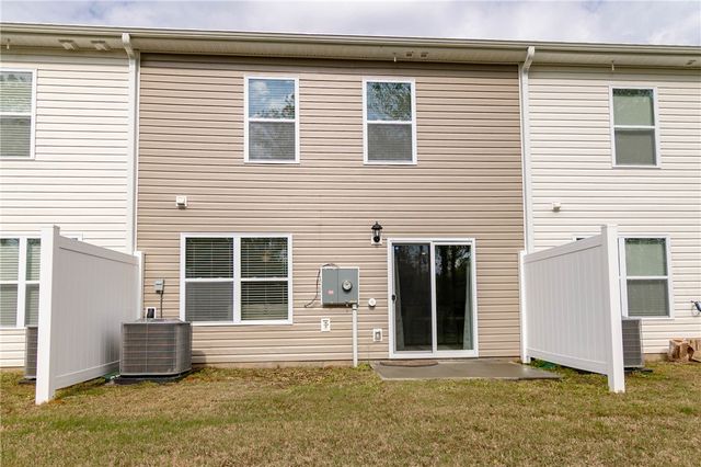 304 Oakmont Valley Trail, Seneca, SC 29678